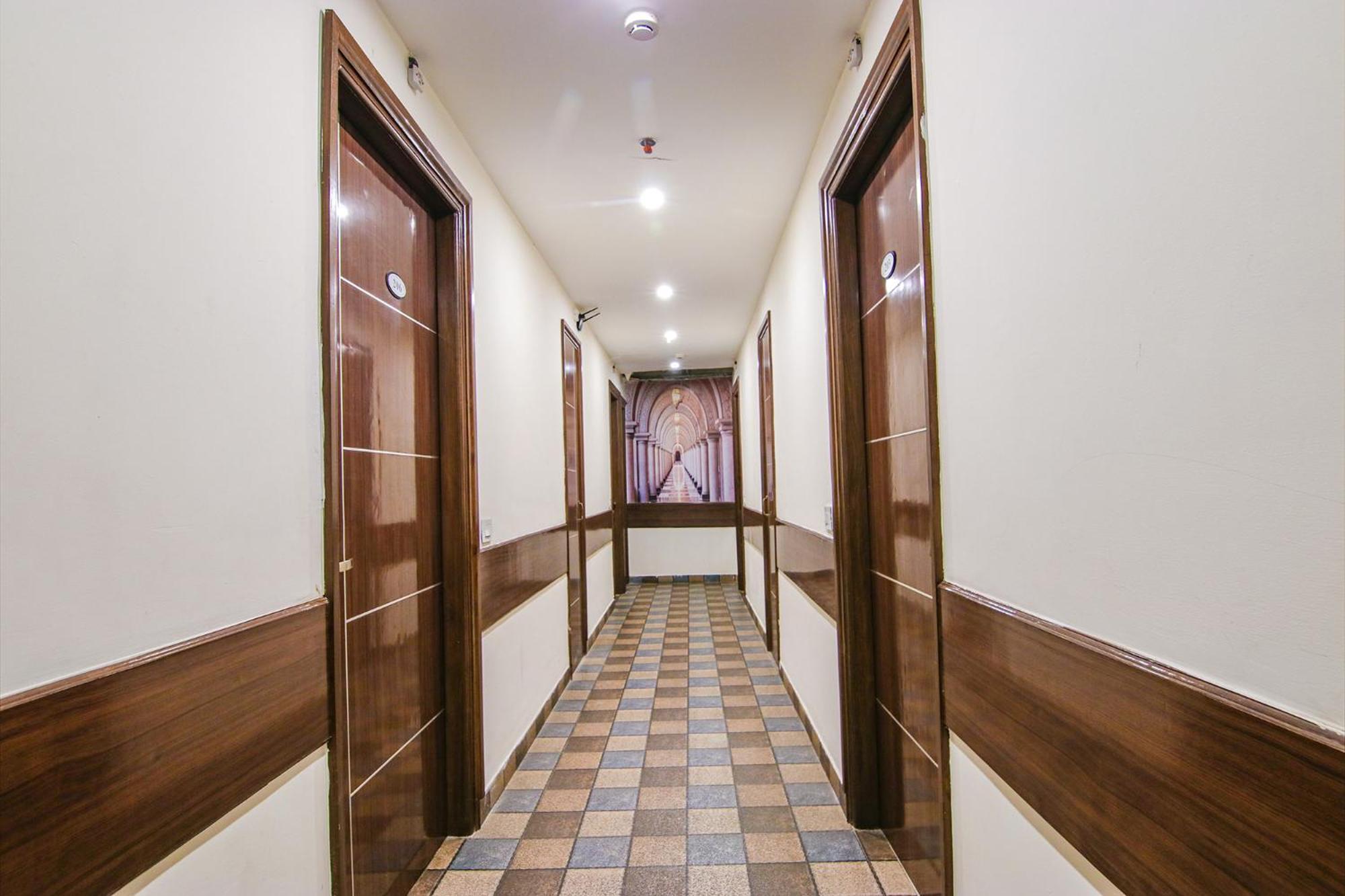 Fabhotel Lime Wood Mohali Exterior photo