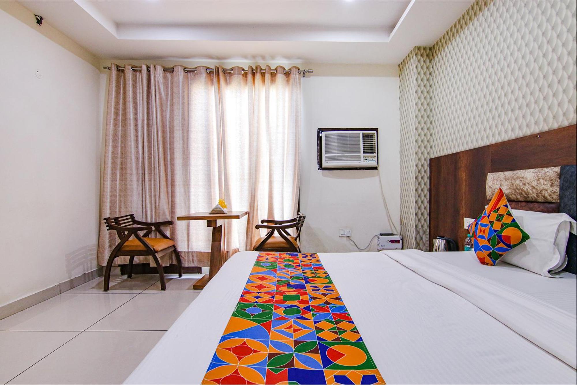 Fabhotel Lime Wood Mohali Exterior photo