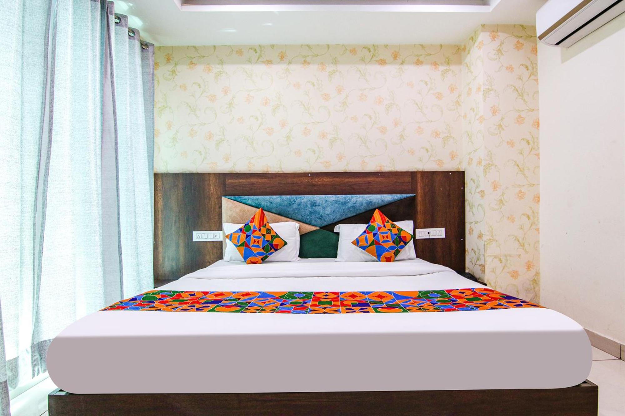 Fabhotel Lime Wood Mohali Exterior photo